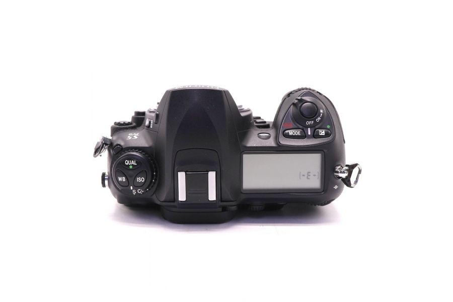 Fujifilm FinePix S5 Pro body (пробег 10000 кадров)