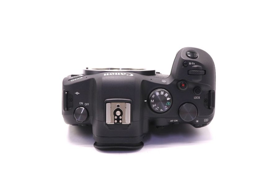 Canon EOS R6 body в упаковке (пробег 3800 кадров)