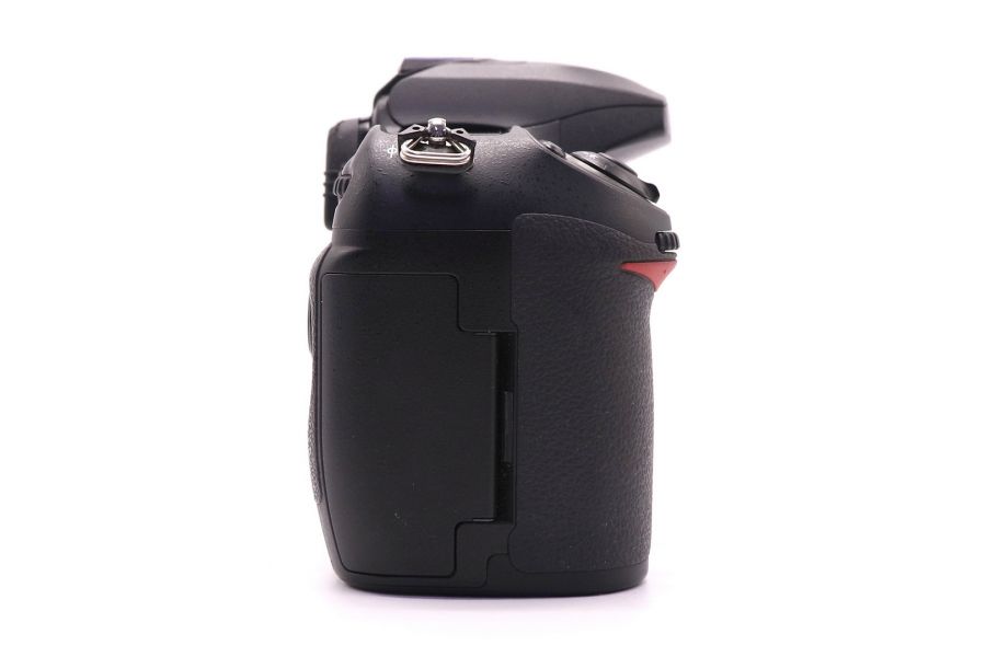 Nikon D200 body (пробег 4500 кадров)