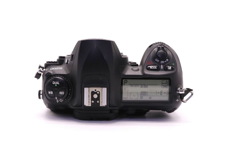 Nikon D200 body (пробег 4500 кадров)