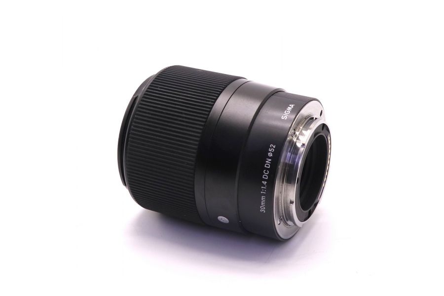 Sigma AF 30mm f/1.4 DC DN Contemporary Sony E