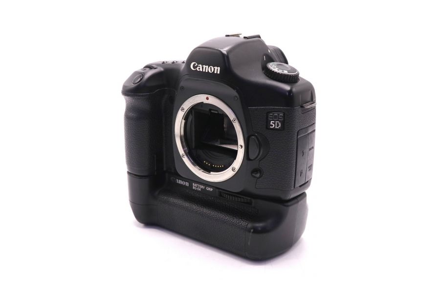 Canon EOS 5D body + батарейная ручка Canon BG-E4