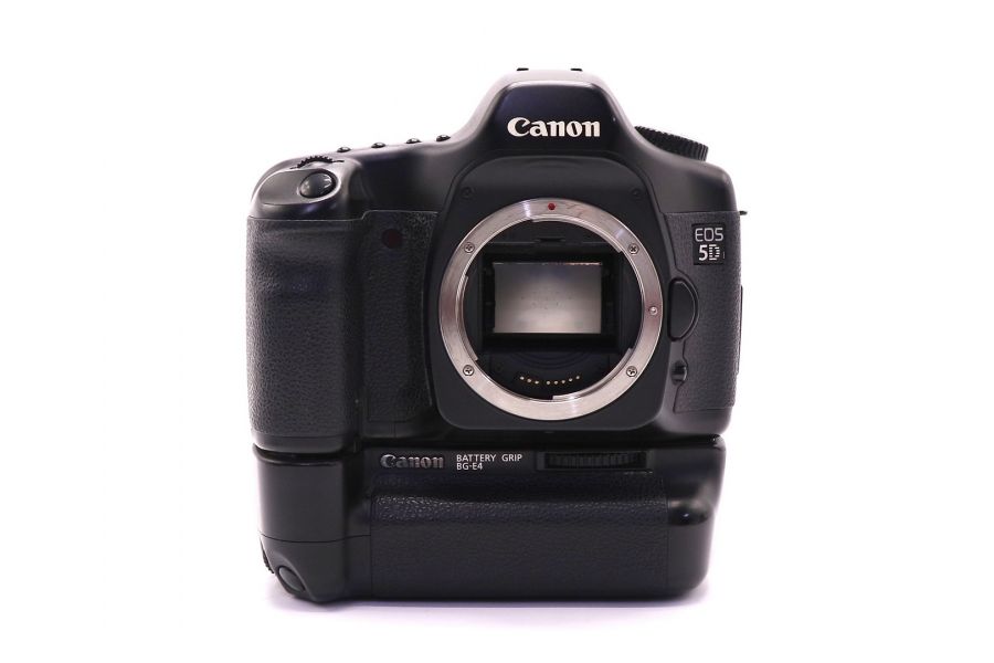 Canon EOS 5D body + батарейная ручка Canon BG-E4