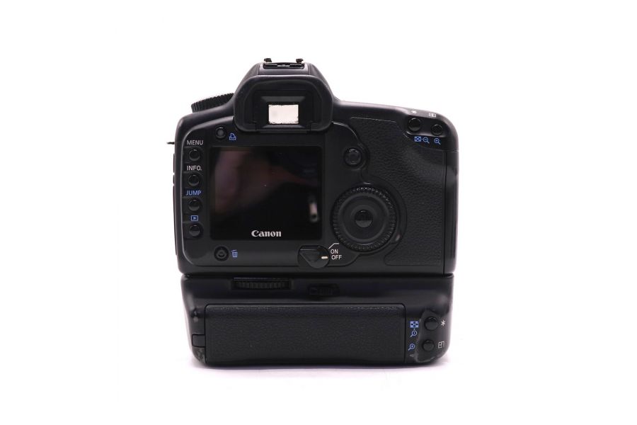 Canon EOS 5D body + батарейная ручка Canon BG-E4