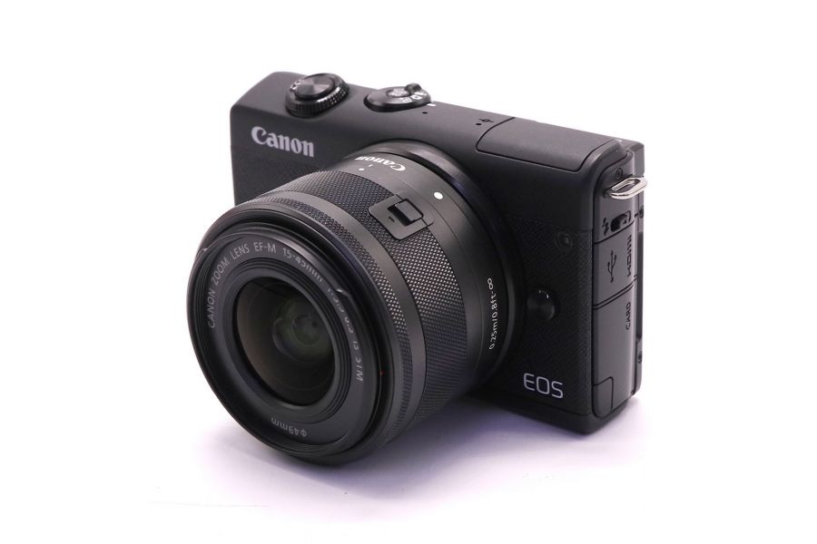 Canon EOS M200 kit в упаковке (пробег 5000 кадров)