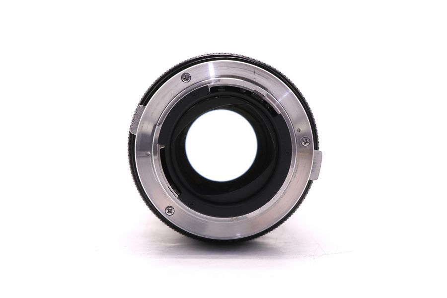 Объектив Olympus Zuiko Auto-T 200mm f/4 для OM