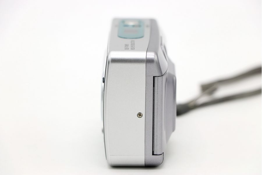 Samsung Fino 25 DLX в упаковке