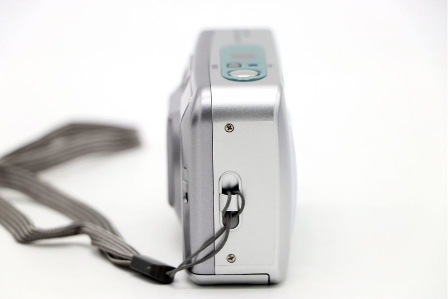 Samsung Fino 25 DLX в упаковке