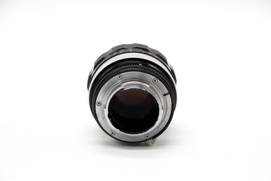 Nikon 55mm f/1.2 Nikkor-S.C Auto