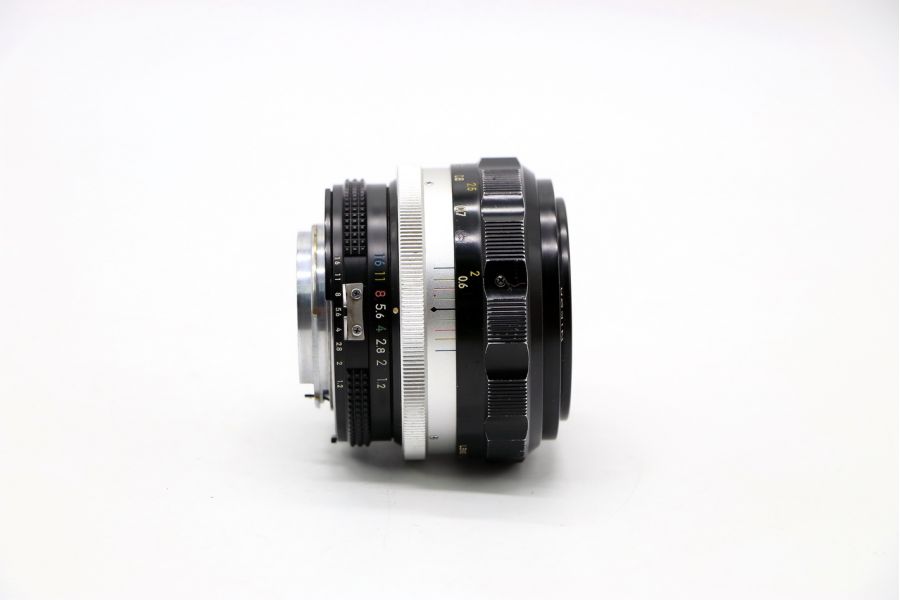 Nikon 55mm f/1.2 Nikkor-S.C Auto