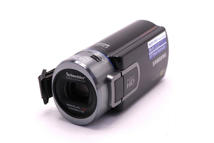 Видеокамера Samsung HMX-QF20