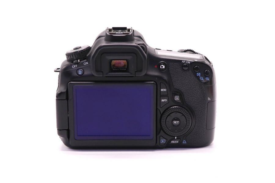 Canon EOS 60D body (пробег 23690 кадров)