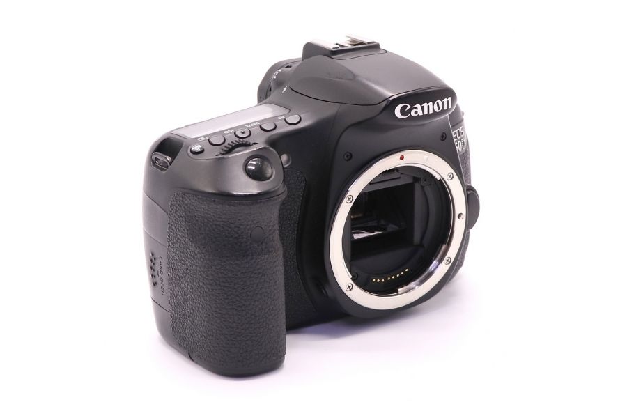 Canon EOS 60D body (пробег 23690 кадров)