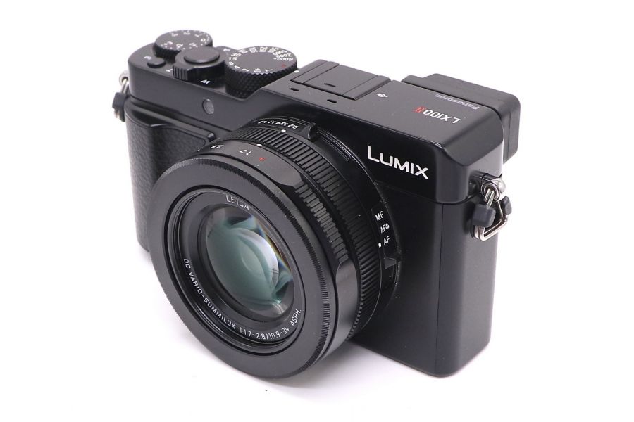 Panasonic Lumix DC-LX100M2 в упаковке