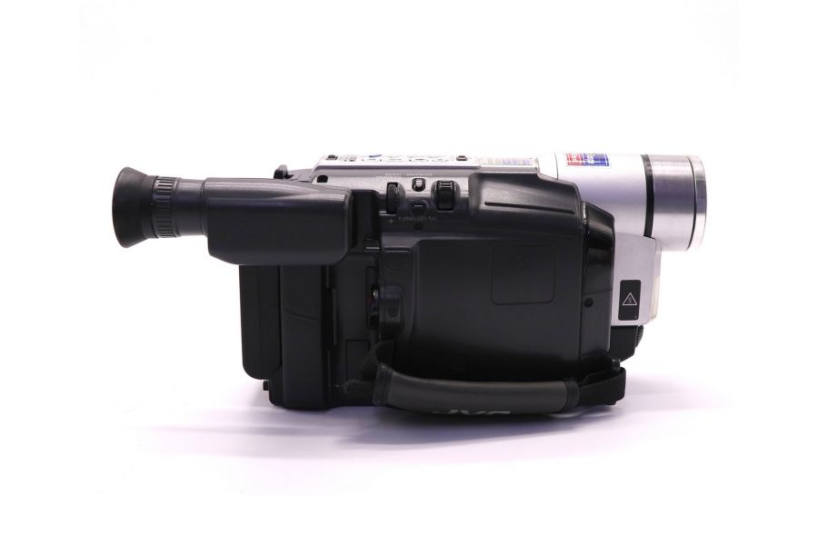 Видеокамера JVC GR-FX220A