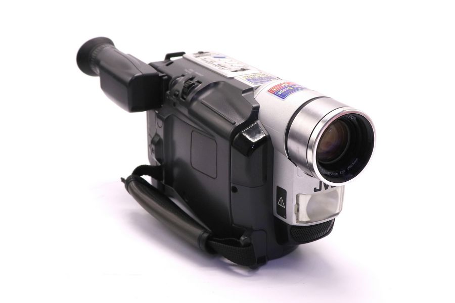 Видеокамера JVC GR-FX220A