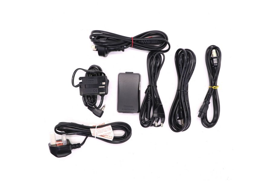 Сетевой адаптер Canon ACK-E2 в упаковке