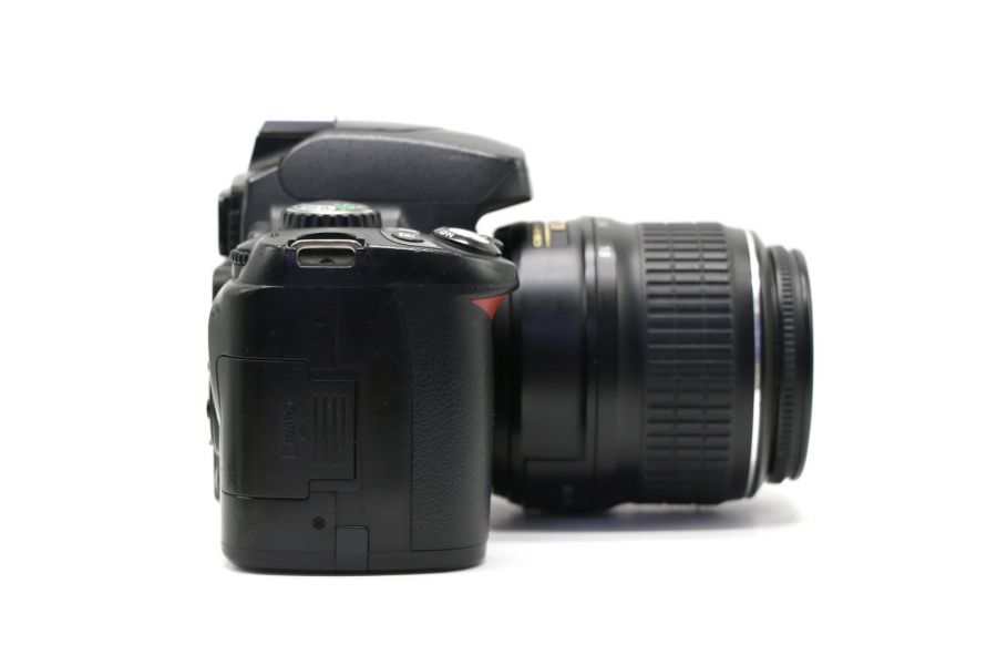 Nikon D40 kit (пробег 54070 кадров)