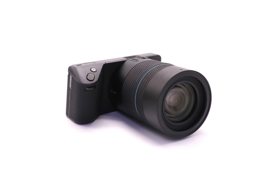 Lytro Illum пленоптическая фотокамера в упаковке