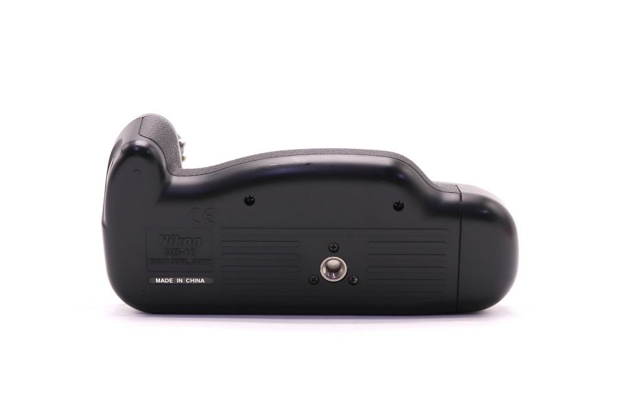 Батарейная ручка Nikon MB-18