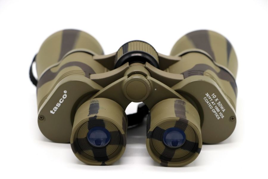 Бинокль Tasco 10x50WA