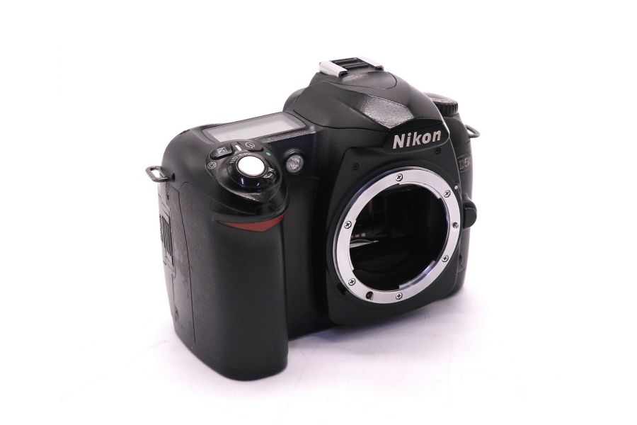 Nikon D50 body (пробег 44710 кадров)