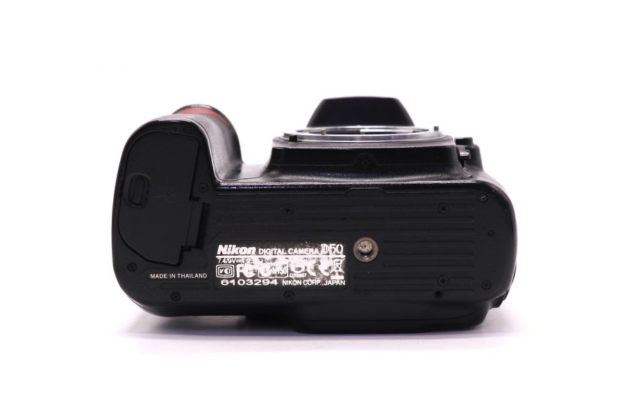 Nikon D50 body (пробег 44710 кадров)