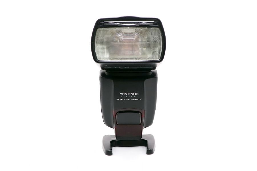 Фотовспышка Yongnuo Speedlite YN560 IV в упаковке