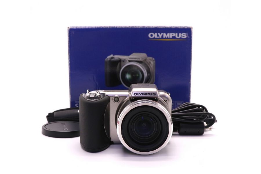 Olympus SP-600UZ в упаковке