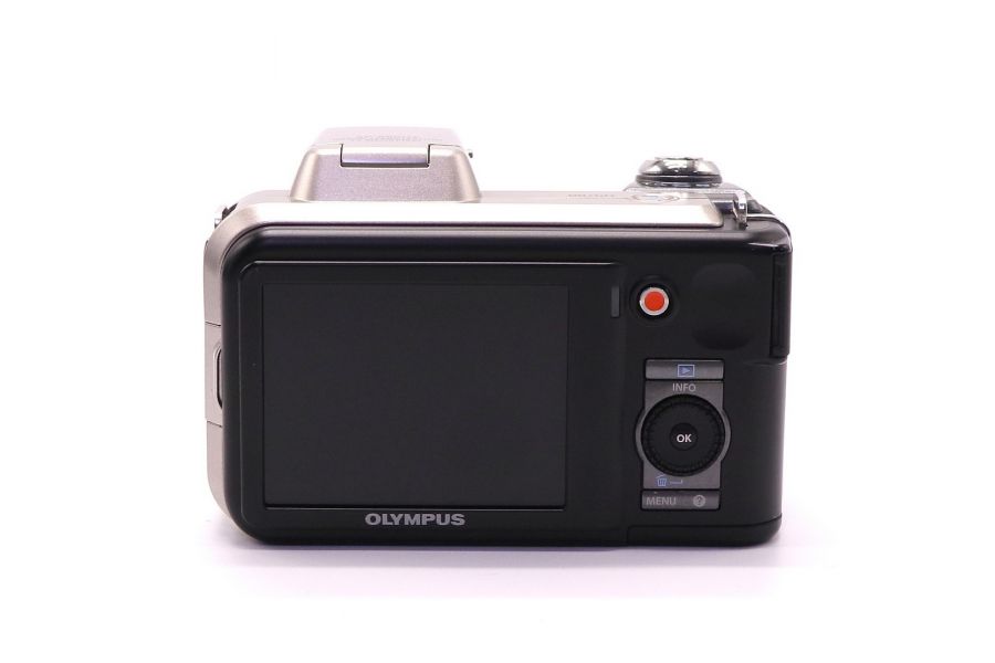 Olympus SP-600UZ в упаковке