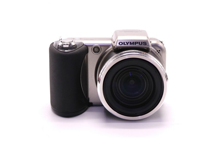 Olympus SP-600UZ в упаковке