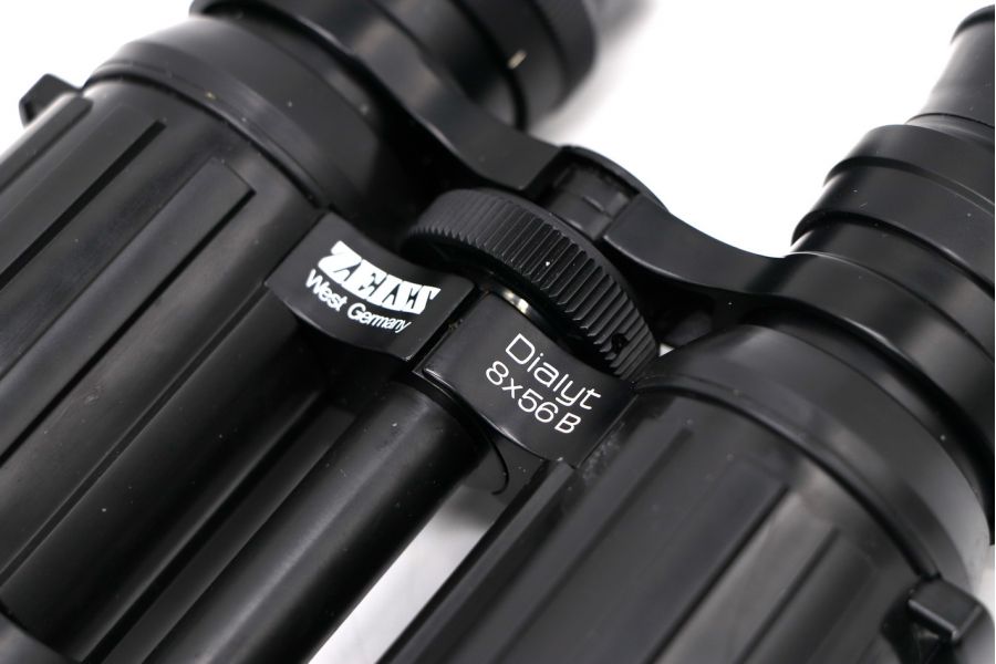 Бинокль Carl Zeiss 8x56 B/GA T* Dialyt