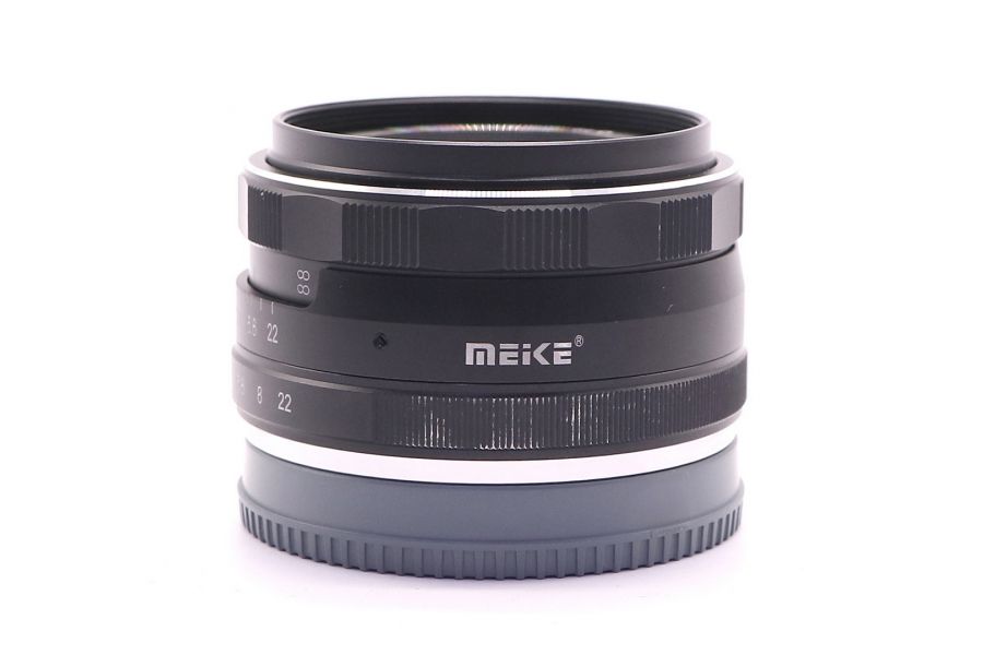 Meike 50mm f/2.0 MC для Sony E в упаковке