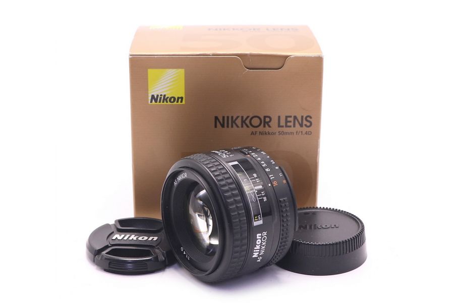 Объектив Nikon 50mm f/1.4D AF Nikkor в упаковке