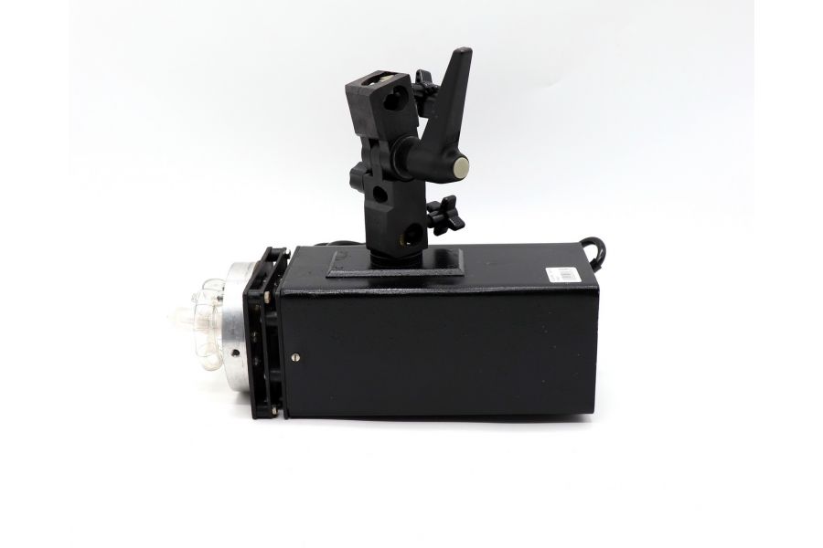 Студийная вспышка Flox 404