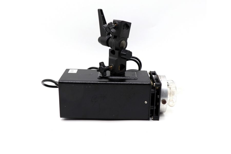 Студийная вспышка Flox 404