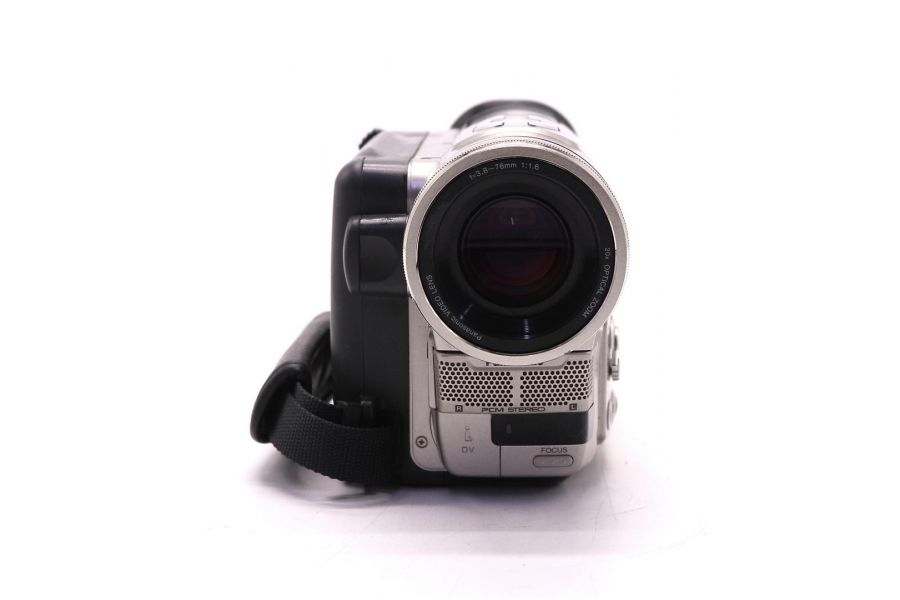 Видеокамера Panasonic NV-DS11 в формате Mini DV