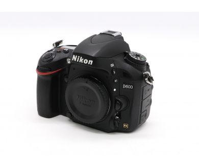 Nikon D600 body (пробег 22990 кадров)