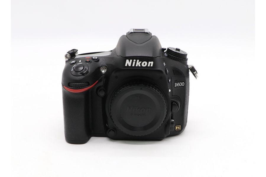 Nikon D600 body (пробег 22990 кадров)