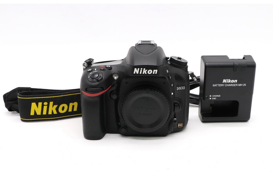 Nikon D600 body (пробег 22990 кадров)