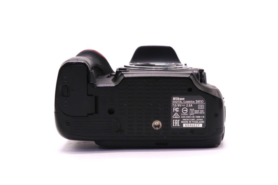 Nikon D610 body в упаковке (пробег 328110 кадров)