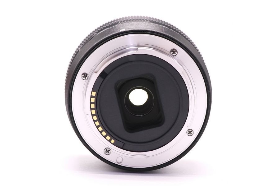 Sony E PZ 10-20mm f/4 G (SELP1020G) в упаковке