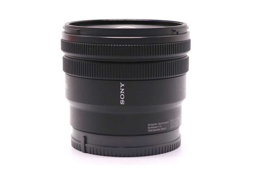 Sony E PZ 10-20mm f/4 G (SELP1020G) в упаковке