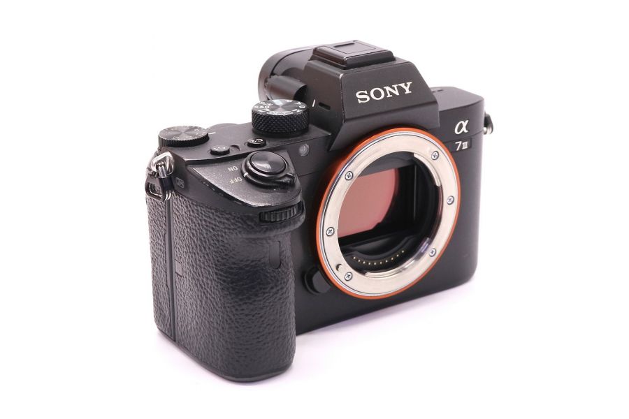 Sony A7III ILCE-7M3 body в упаковке (пробег 202180 кадров)