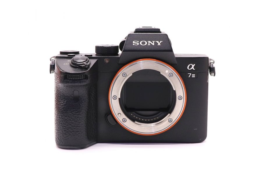 Sony A7III ILCE-7M3 body в упаковке (пробег 202180 кадров)