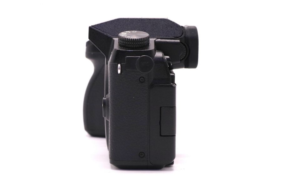 Panasonic Lumix DMC-G7 body (пробег 2060 кадров)