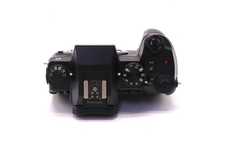 Panasonic Lumix DMC-G7 body (пробег 2060 кадров)