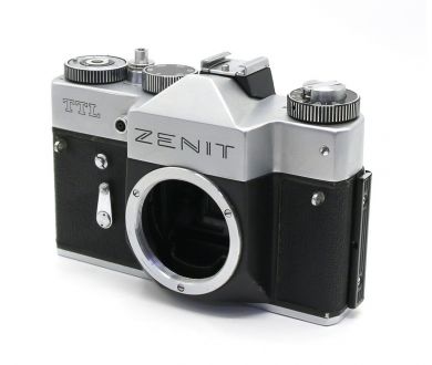 Зенит ТТЛ body silver (СССР, 1982)