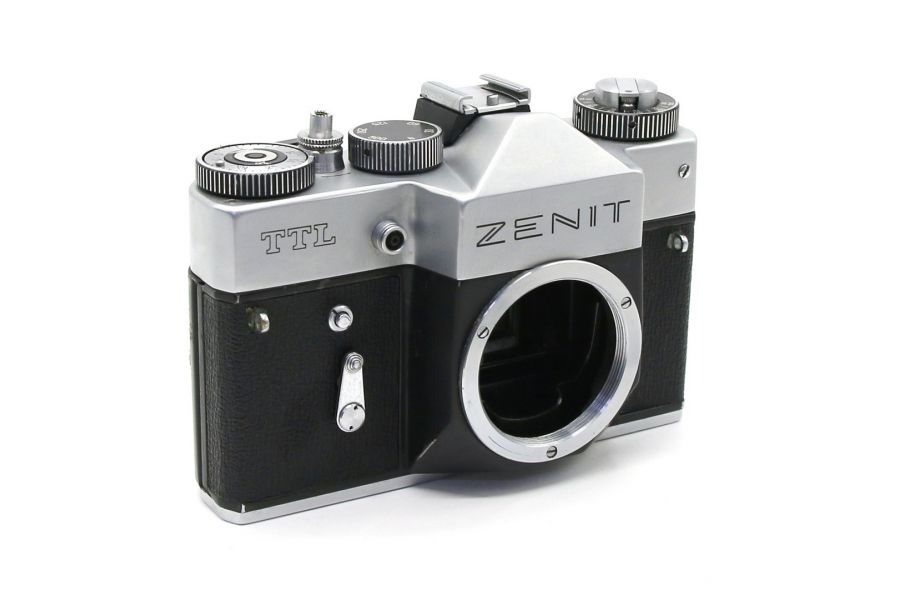 Зенит ТТЛ body silver (СССР, 1982)