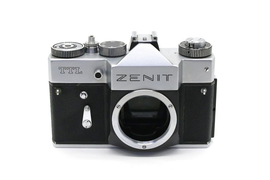 Зенит ТТЛ body silver (СССР, 1982)